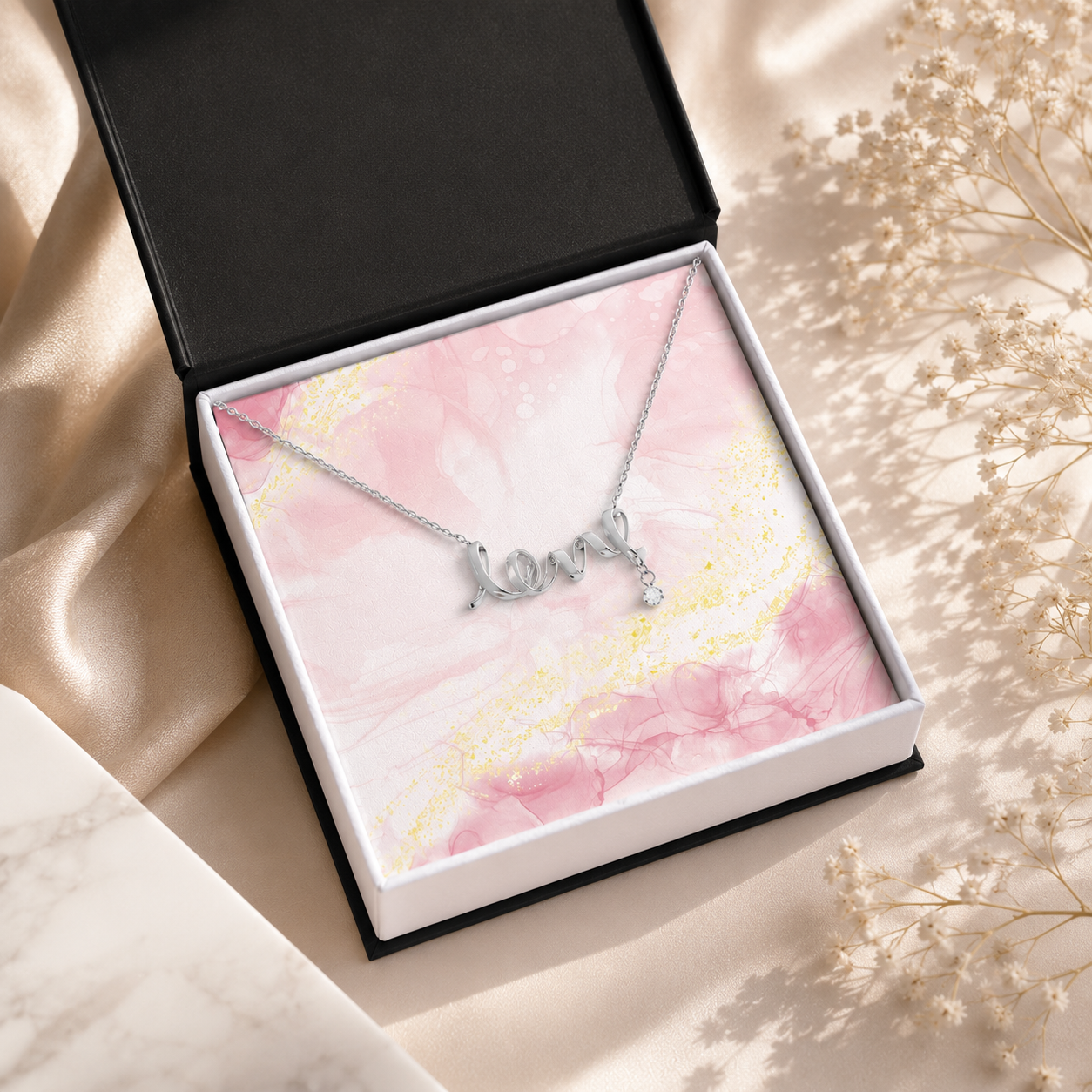 Love Necklace – Elegante Halskette mit funkelndem Anhänger