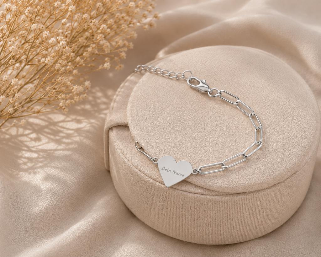 Personalisiertes Paperclip Herz-Armband mit Gravur