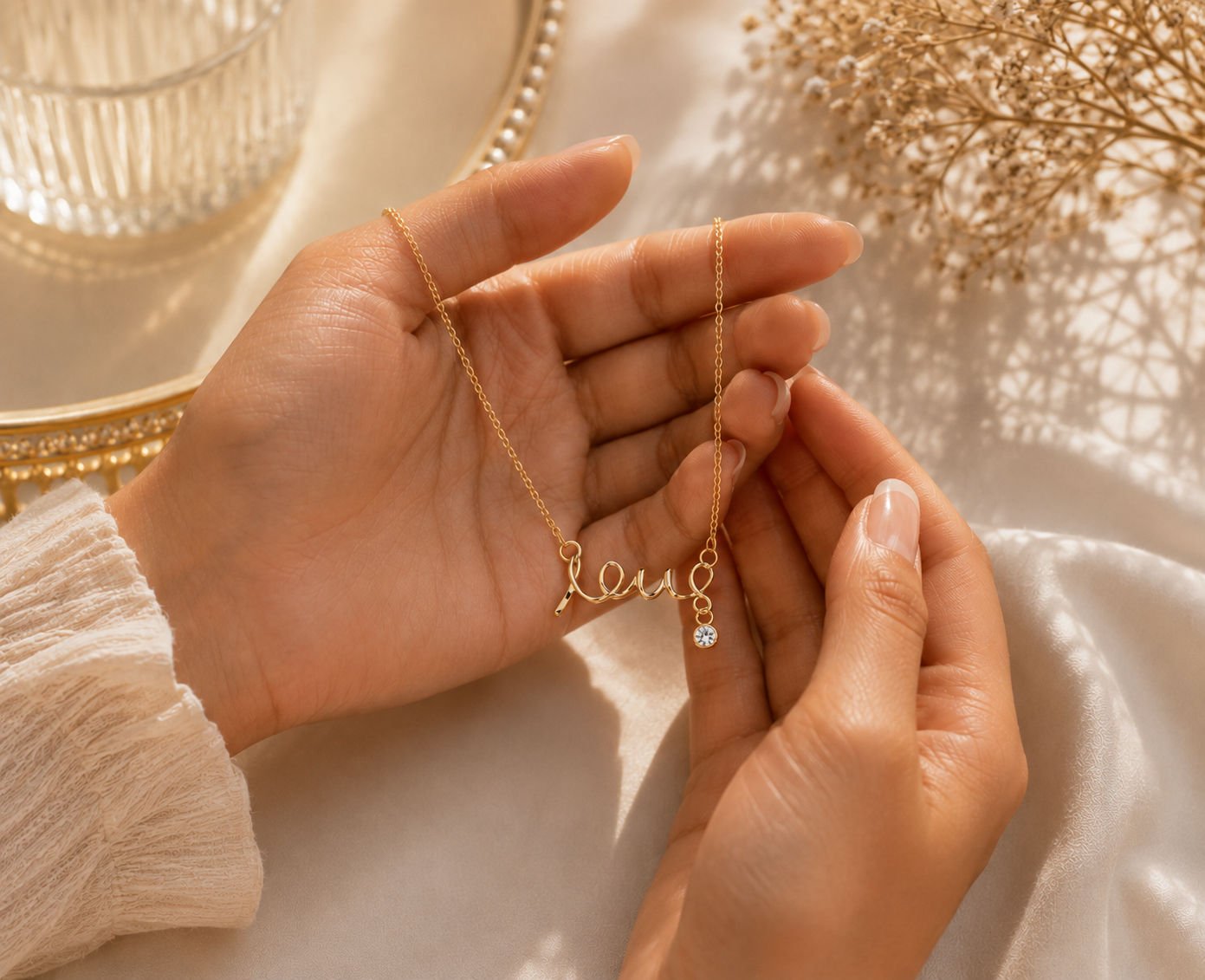 Love Necklace – Elegante Halskette mit funkelndem Anhänger